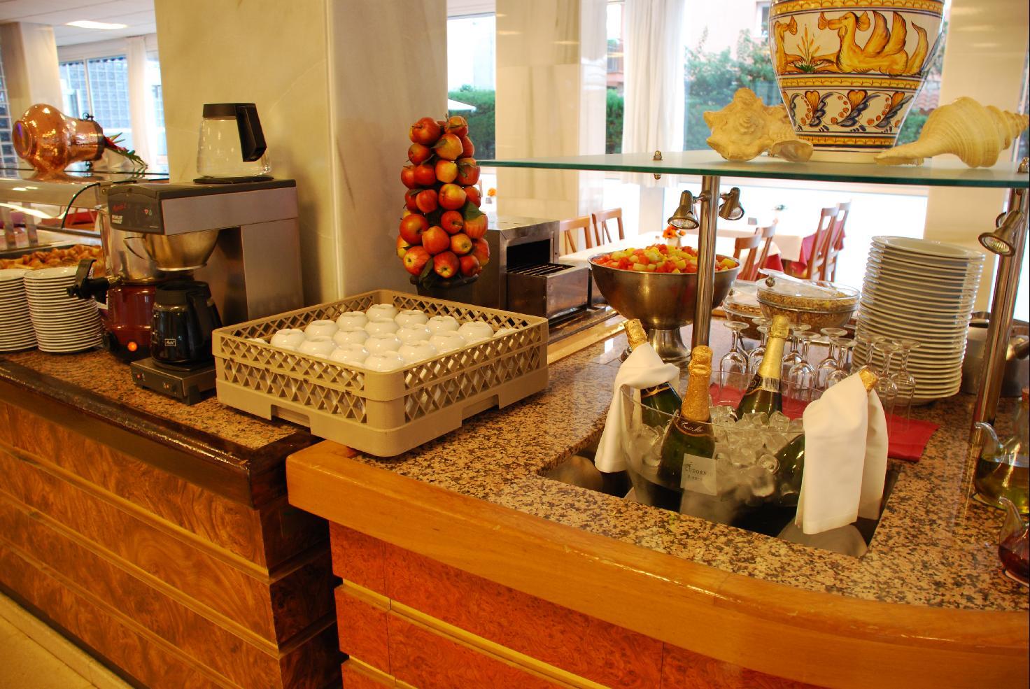 Hotel Stella Maris บลาเนส ภายนอก รูปภาพ